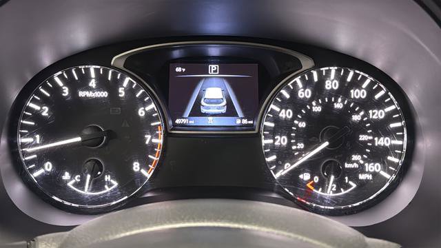 Used 2020 Nissan Pathfinder S FWD image 16