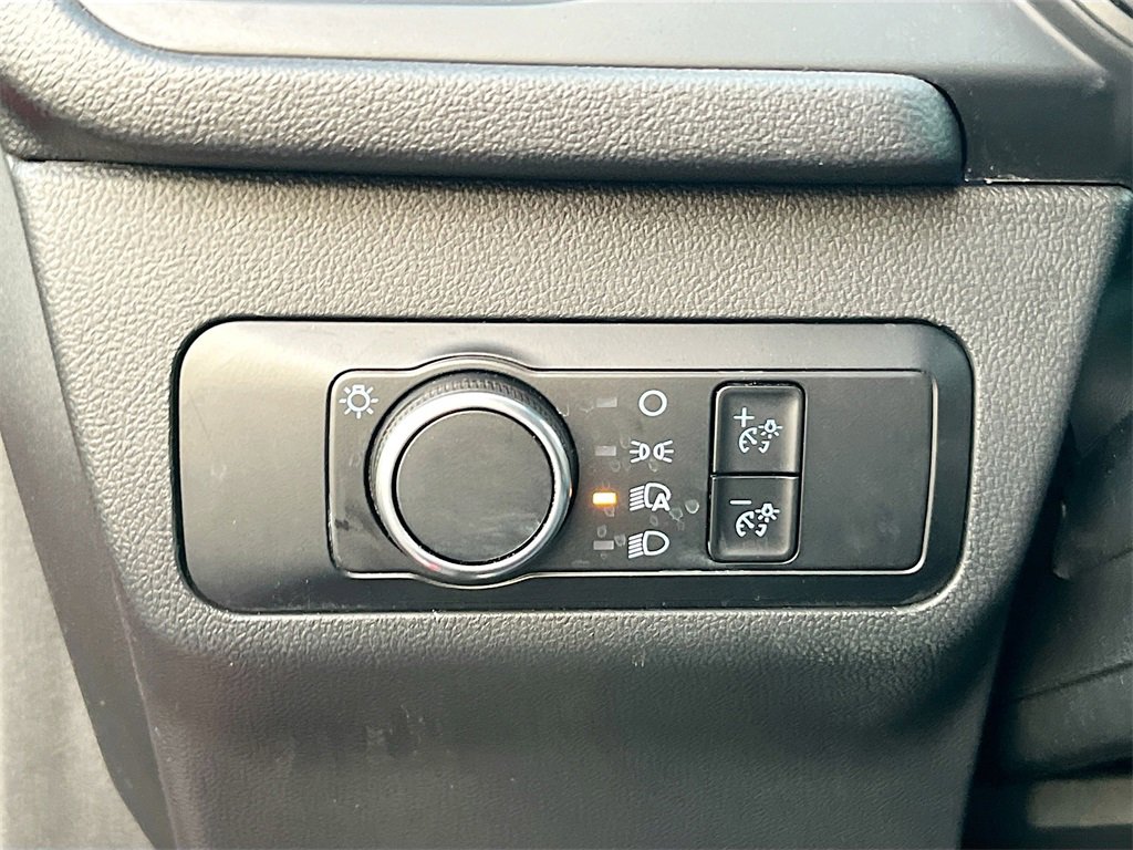 Used 2025 Ford Escape Active image 10