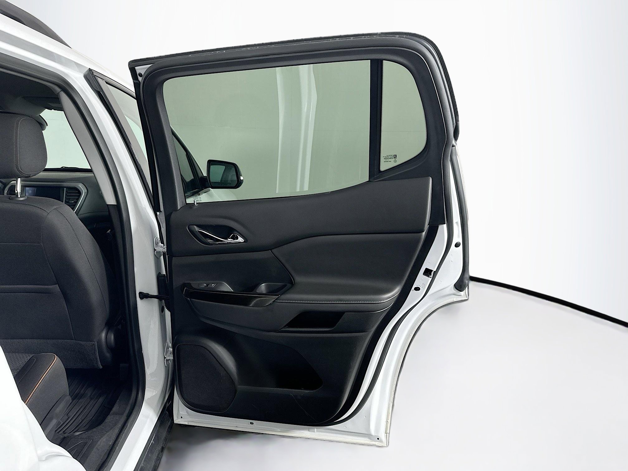 Used 2023 GMC Acadia AT4 w/ Trailering Package image 33