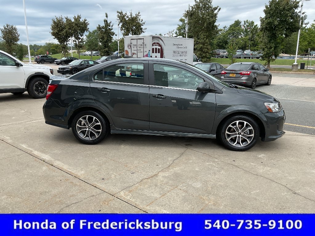 Used 2020 Chevrolet Sonic LT w/ Convenience Package FWD image 7