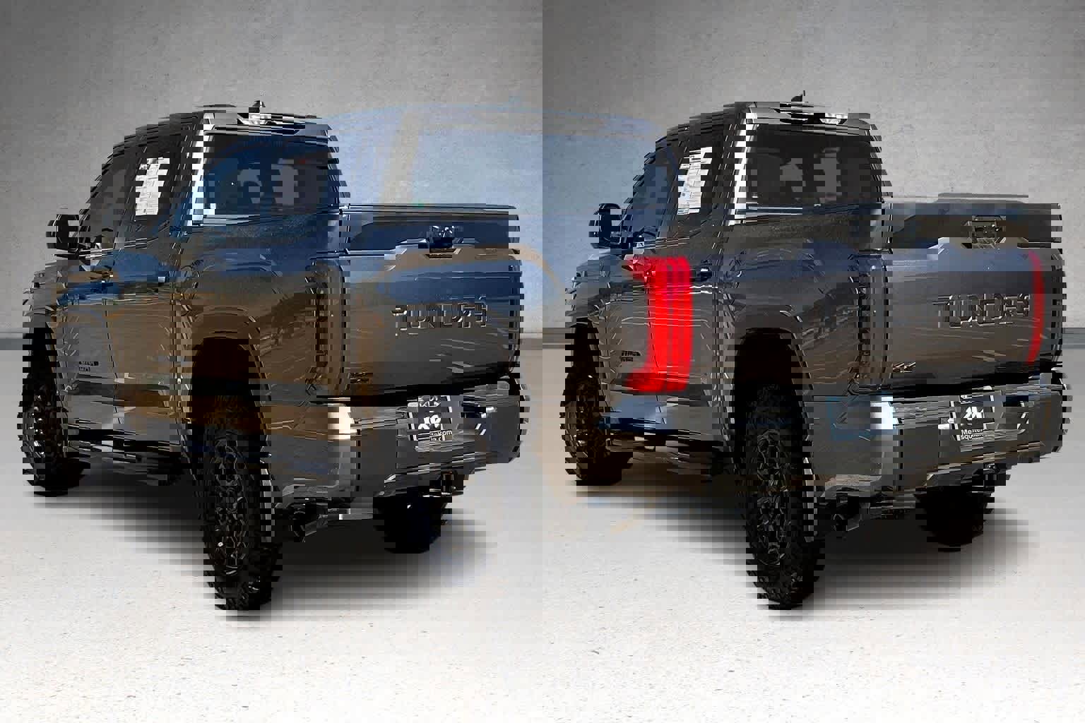 Used 2025 Toyota Tundra SR5 image 4