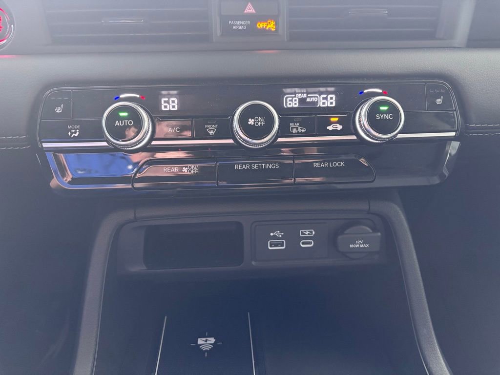 Used 2025 Honda Pilot Touring image 26