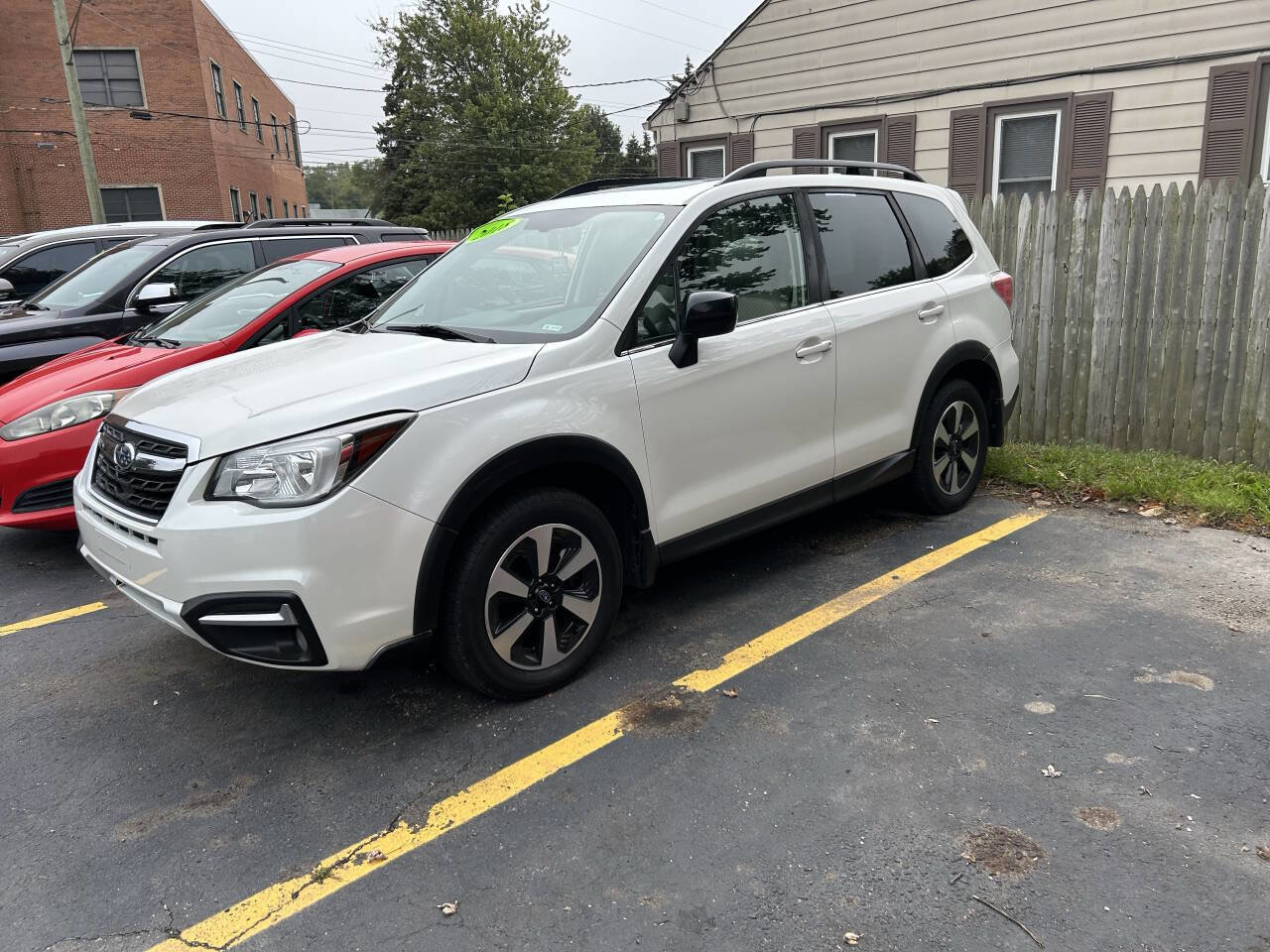 Used 2018 Subaru Forester 2.5i Limited image 1