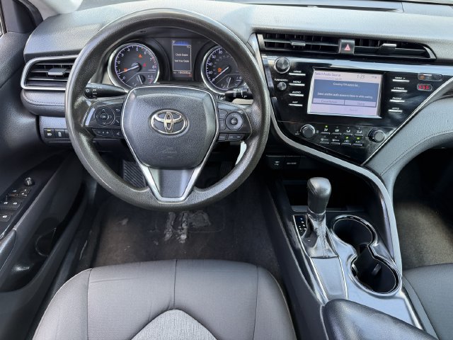 Used 2019 Toyota Camry LE FWD image 11