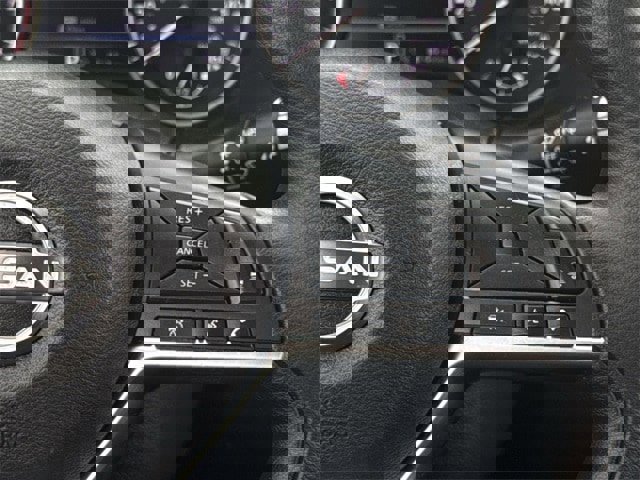 Used 2024 Nissan Sentra SV image 15