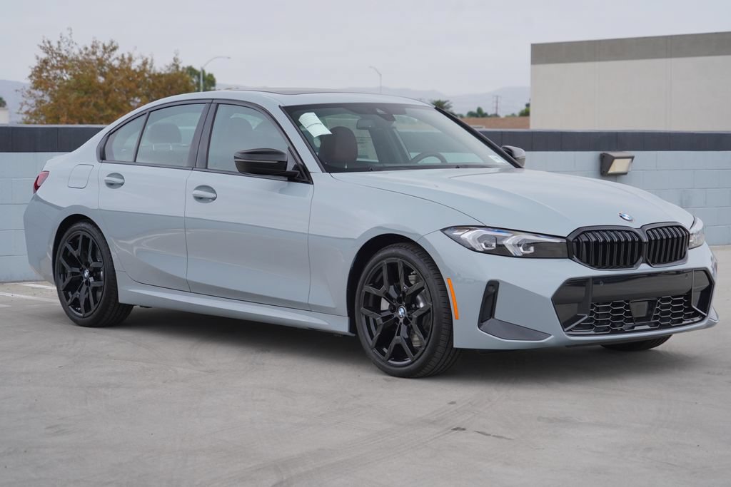 New 2026 BMW 330i xDrive Sedan AWD/4WD image 3