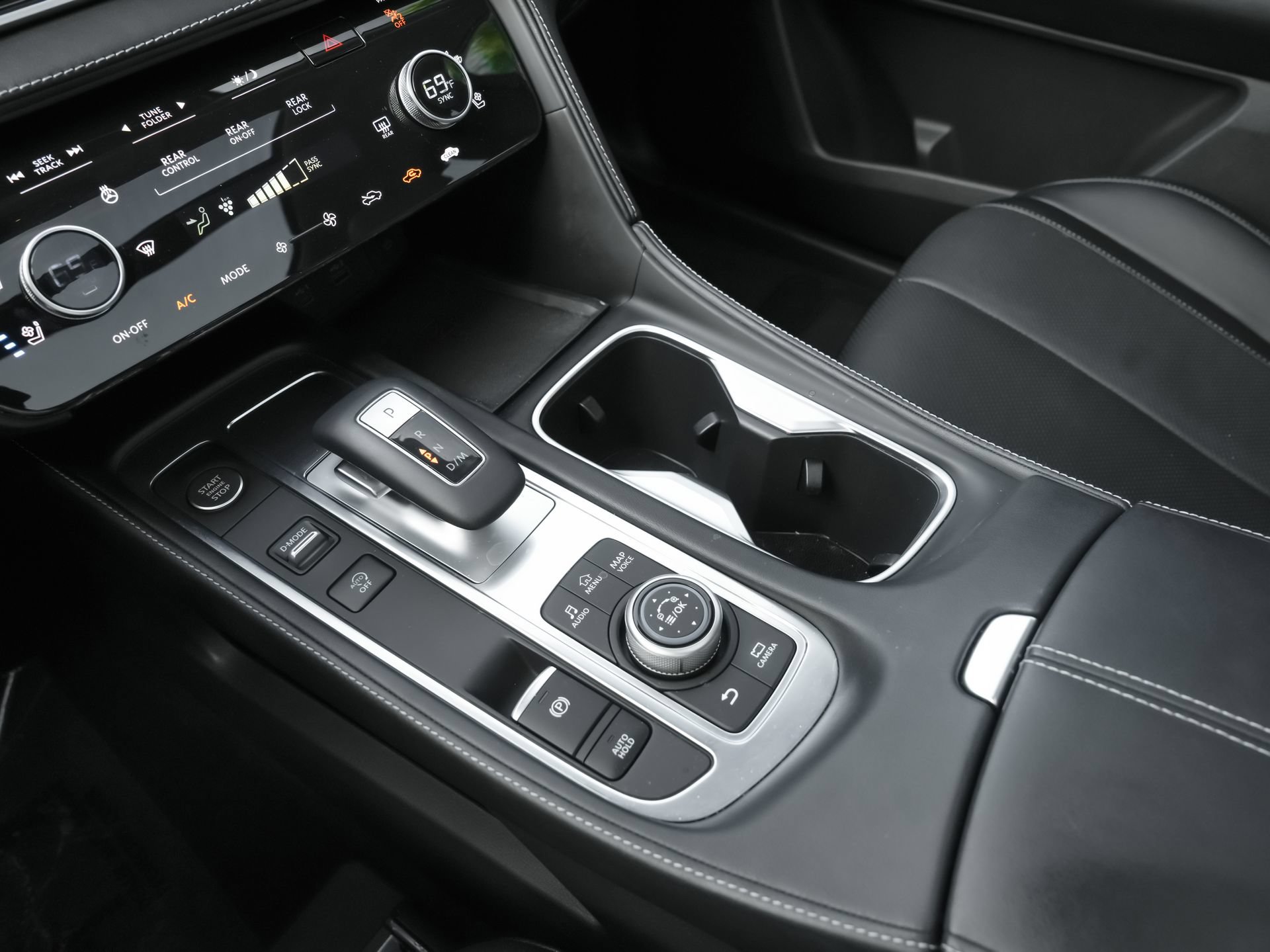 Certified 2023 INFINITI QX60 Sensory w/ Vision Package FWD image 12