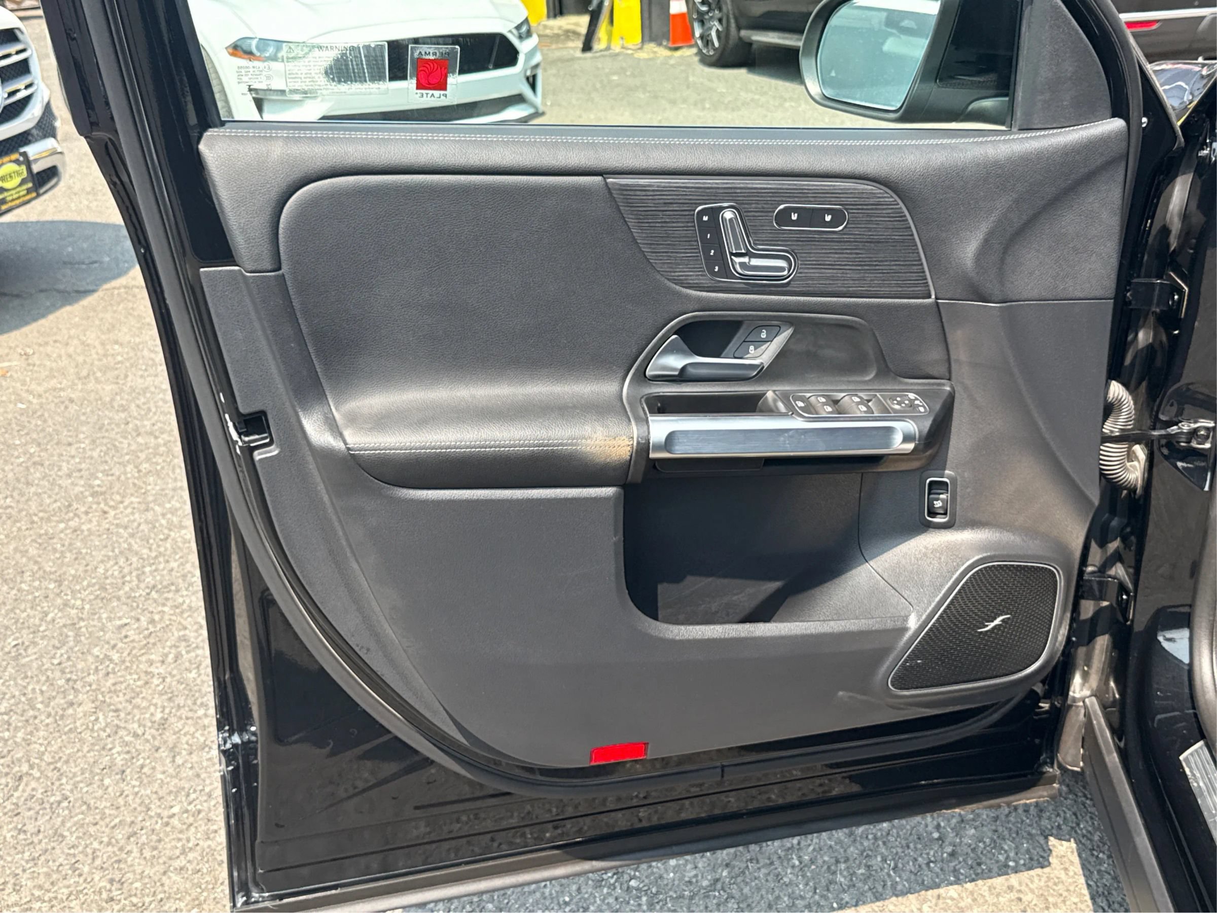 Used 2023 Mercedes-Benz EQB 350 4MATIC SUV w/ Pinnacle Package image 18