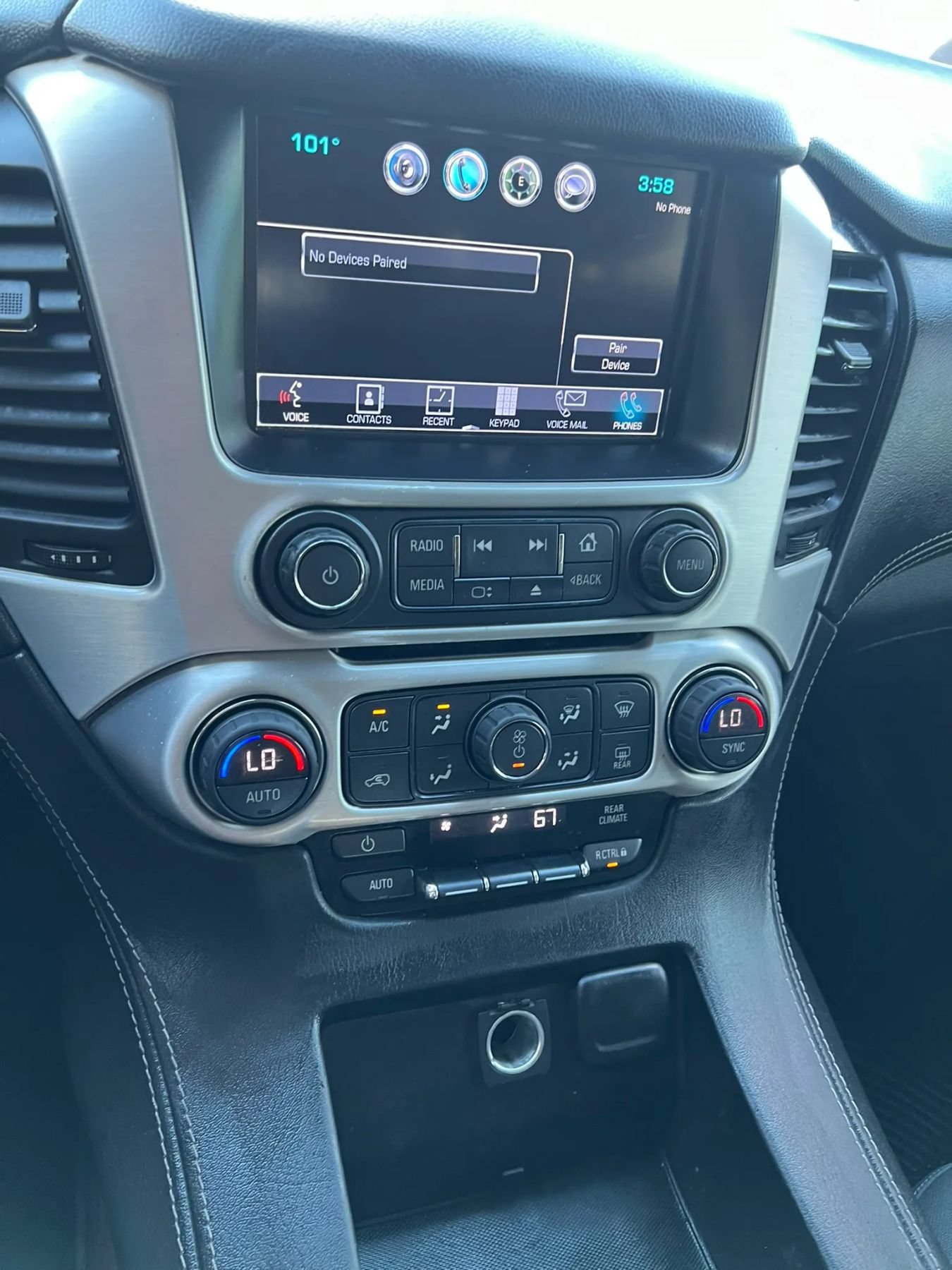 Used 2018 GMC Yukon SLE w/ SLE Value Package AWD/4WD image 17