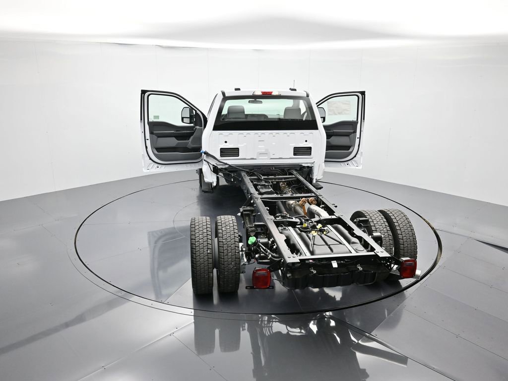 New 2026 Ford F550 4x4 Regular Cab Super Duty image 43