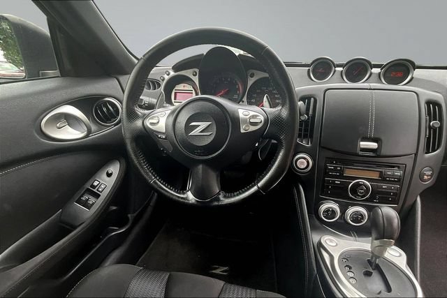 Used 2012 Nissan 370Z Coupe RWD image 8