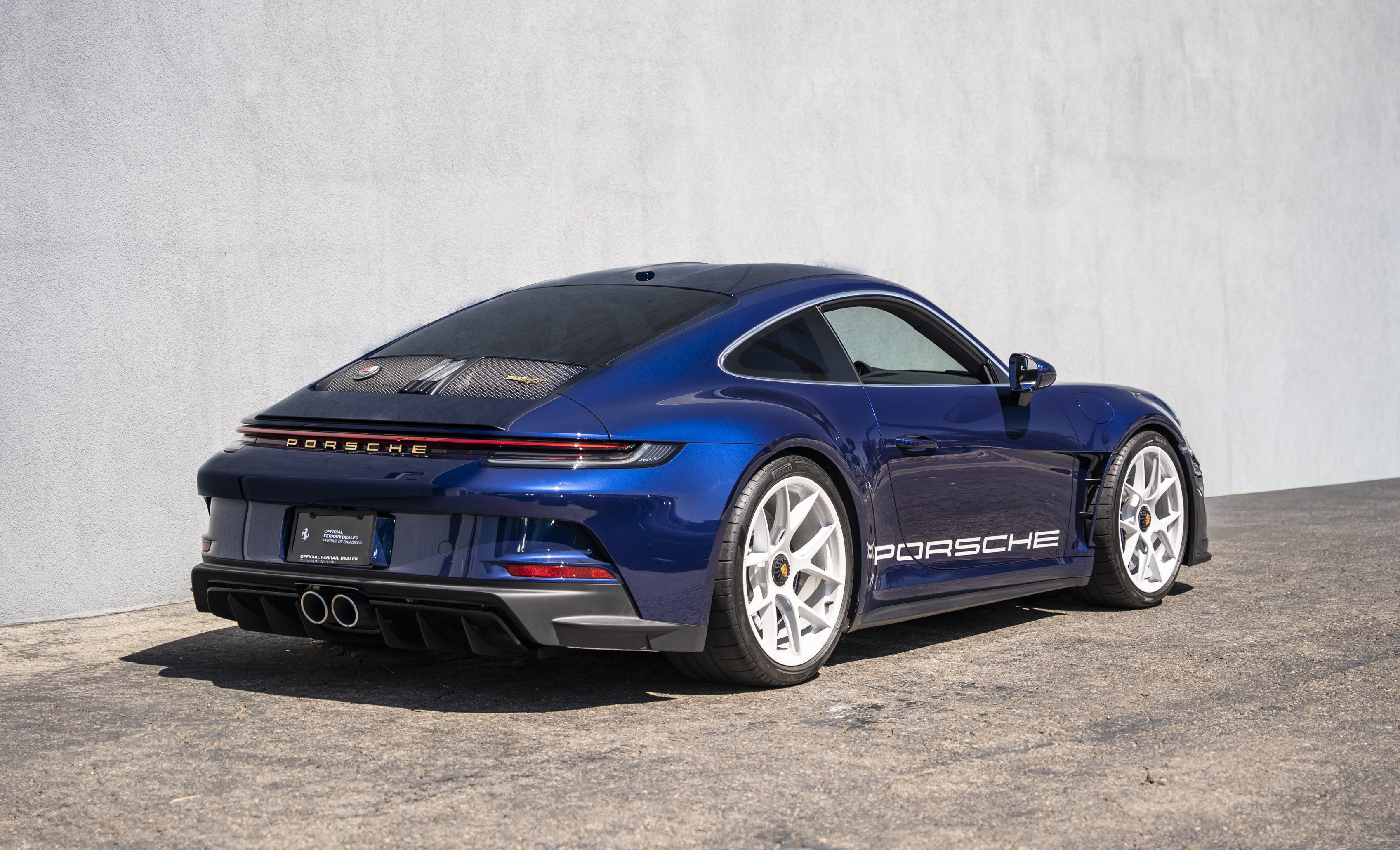 Used 2024 Porsche 911 GT3 RS RWD image 5