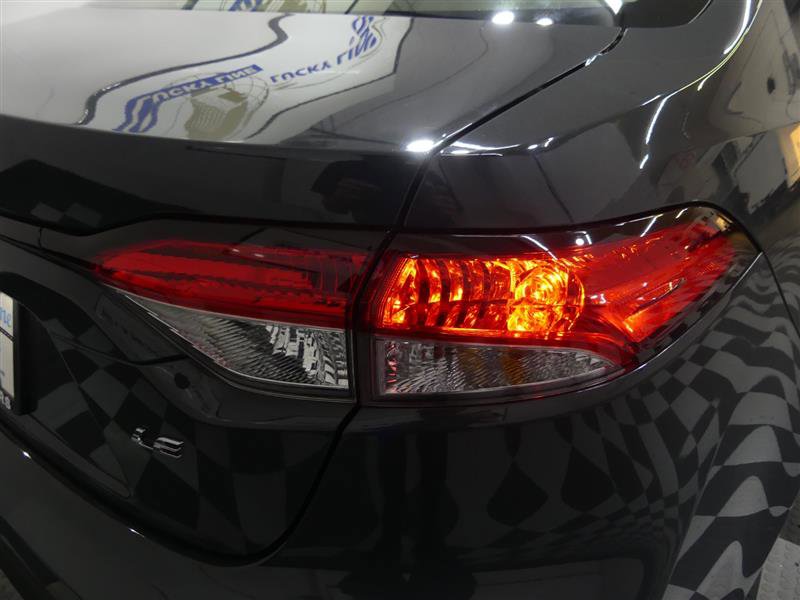 Used 2023 Toyota Corolla LE w/ Carpet Mat Package (TMS) image 15