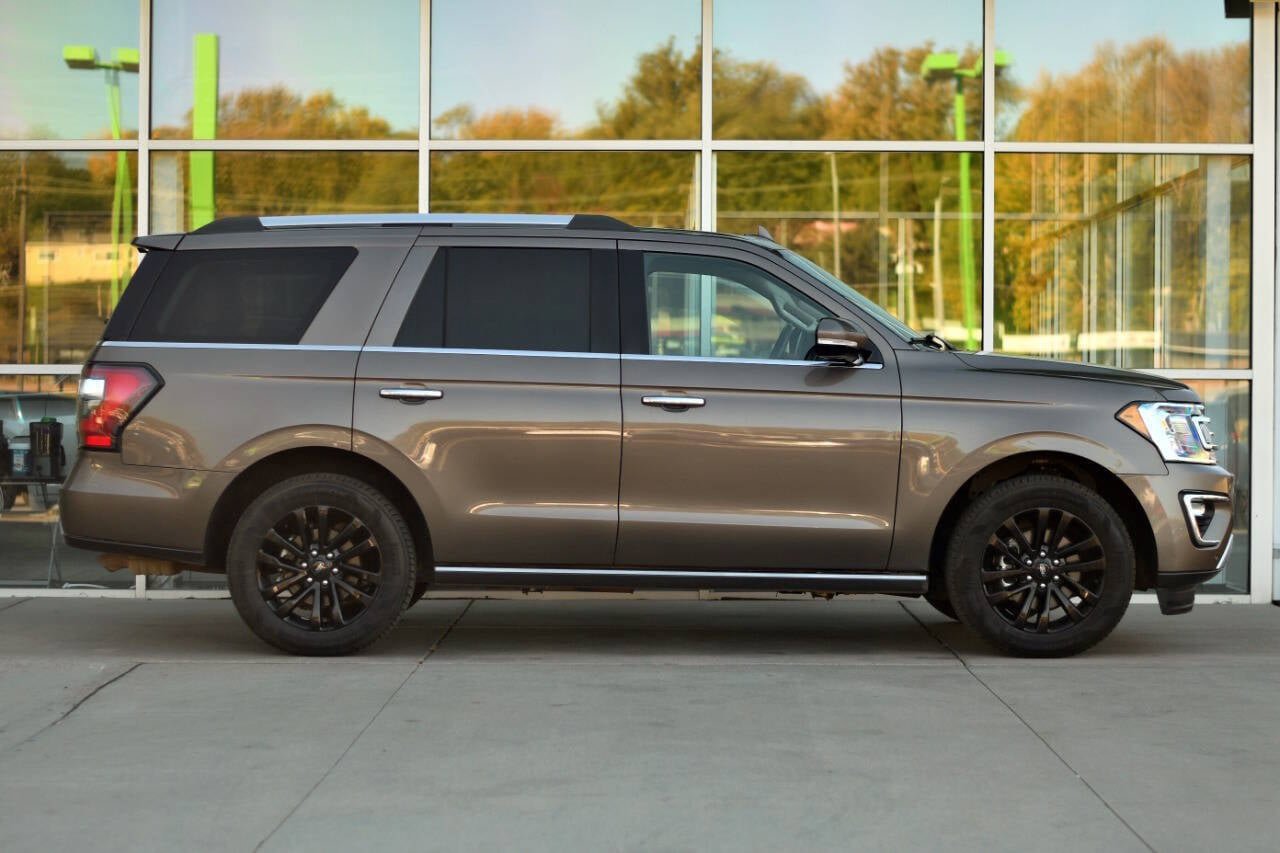 Used 2019 Ford Expedition Limited w/ Equipment Group 301A image 9