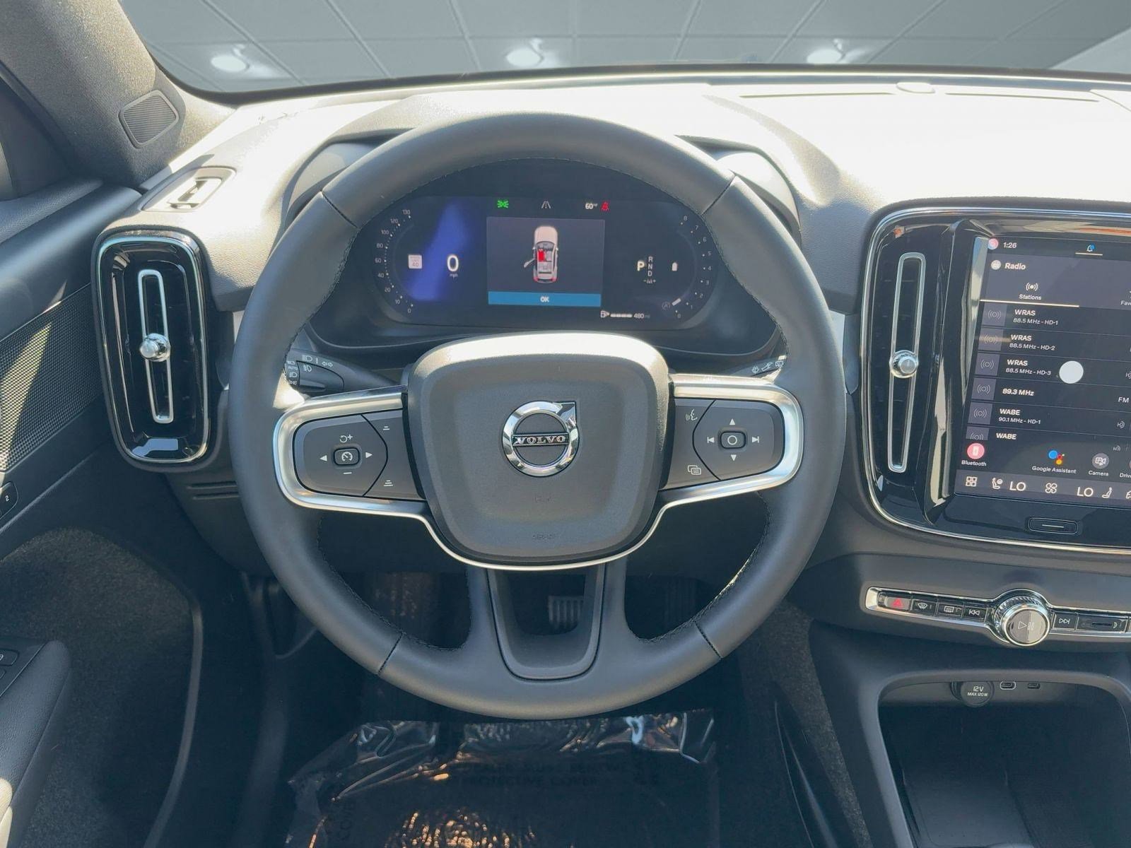 New 2026 Volvo XC40 B4 Core w/ Protection Package image 25