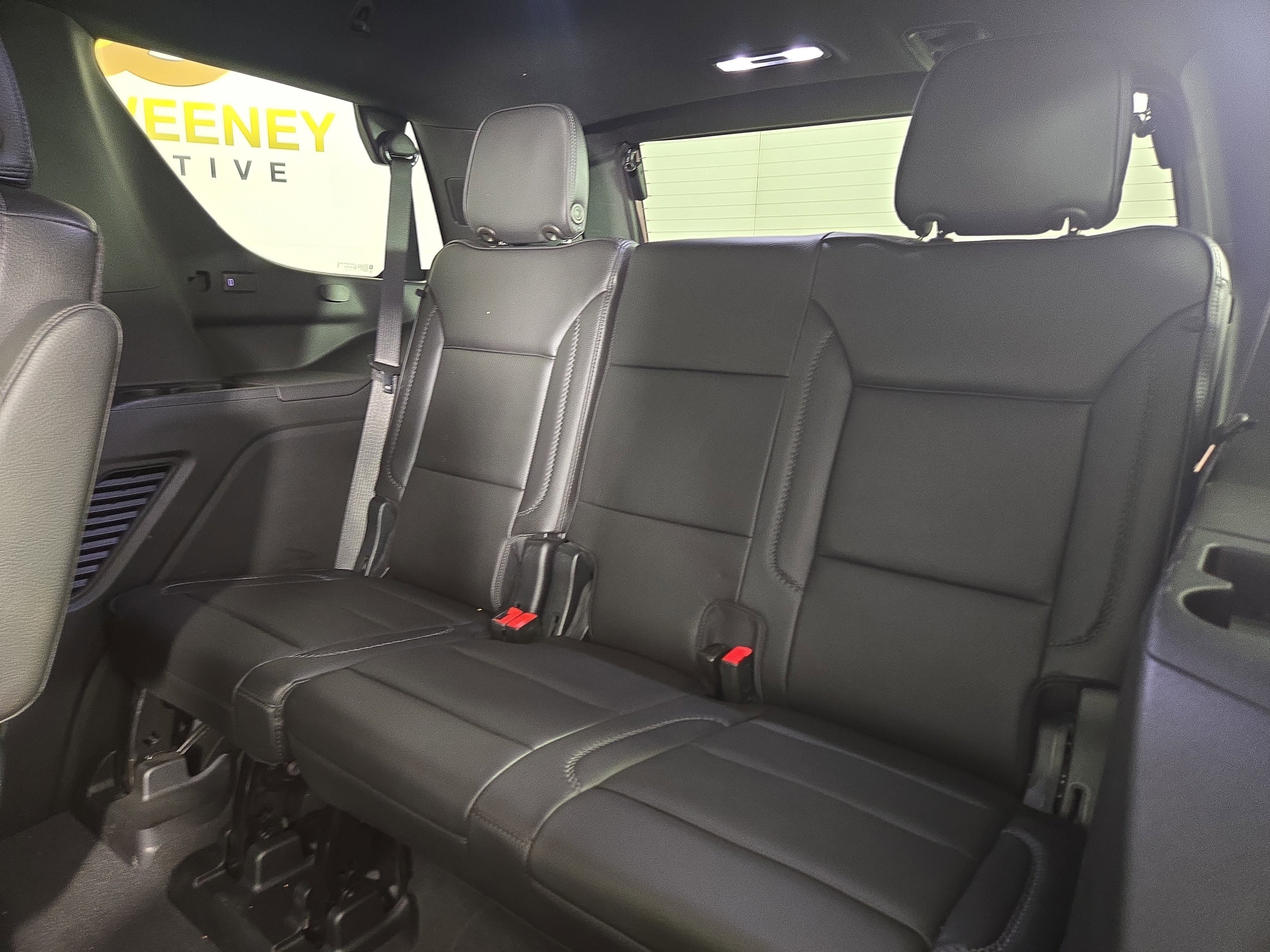 Used 2024 GMC Yukon Denali image 13