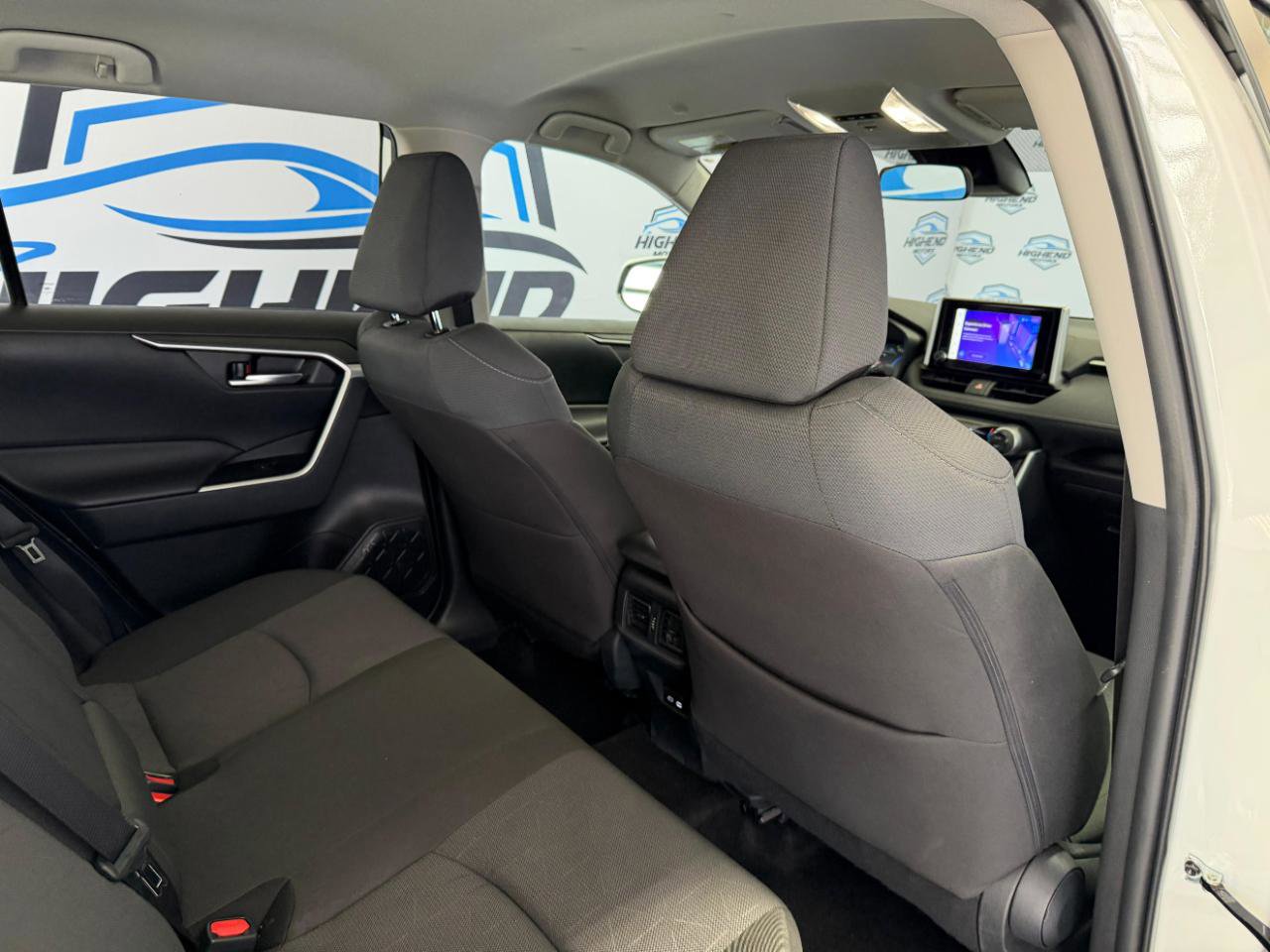Used 2025 Toyota RAV4 XLE image 22