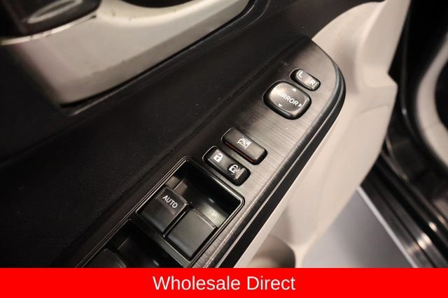 Used 2012 Toyota Camry LE FWD image 10