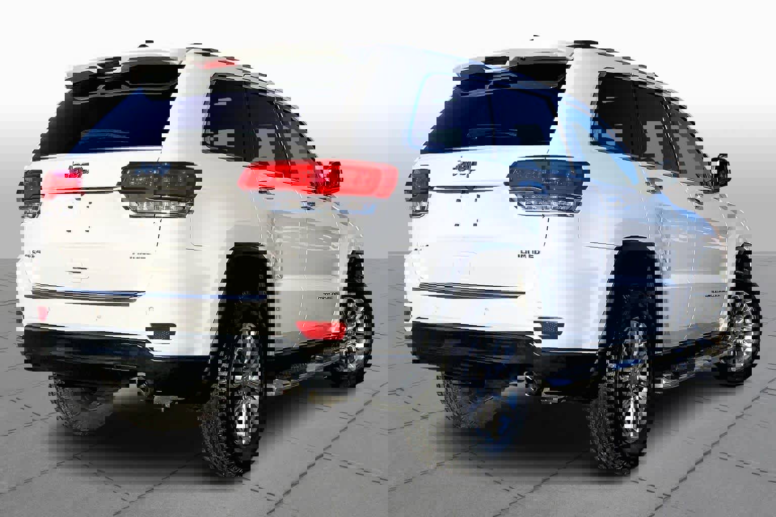 Used 2015 Jeep Grand Cherokee Limited image 13