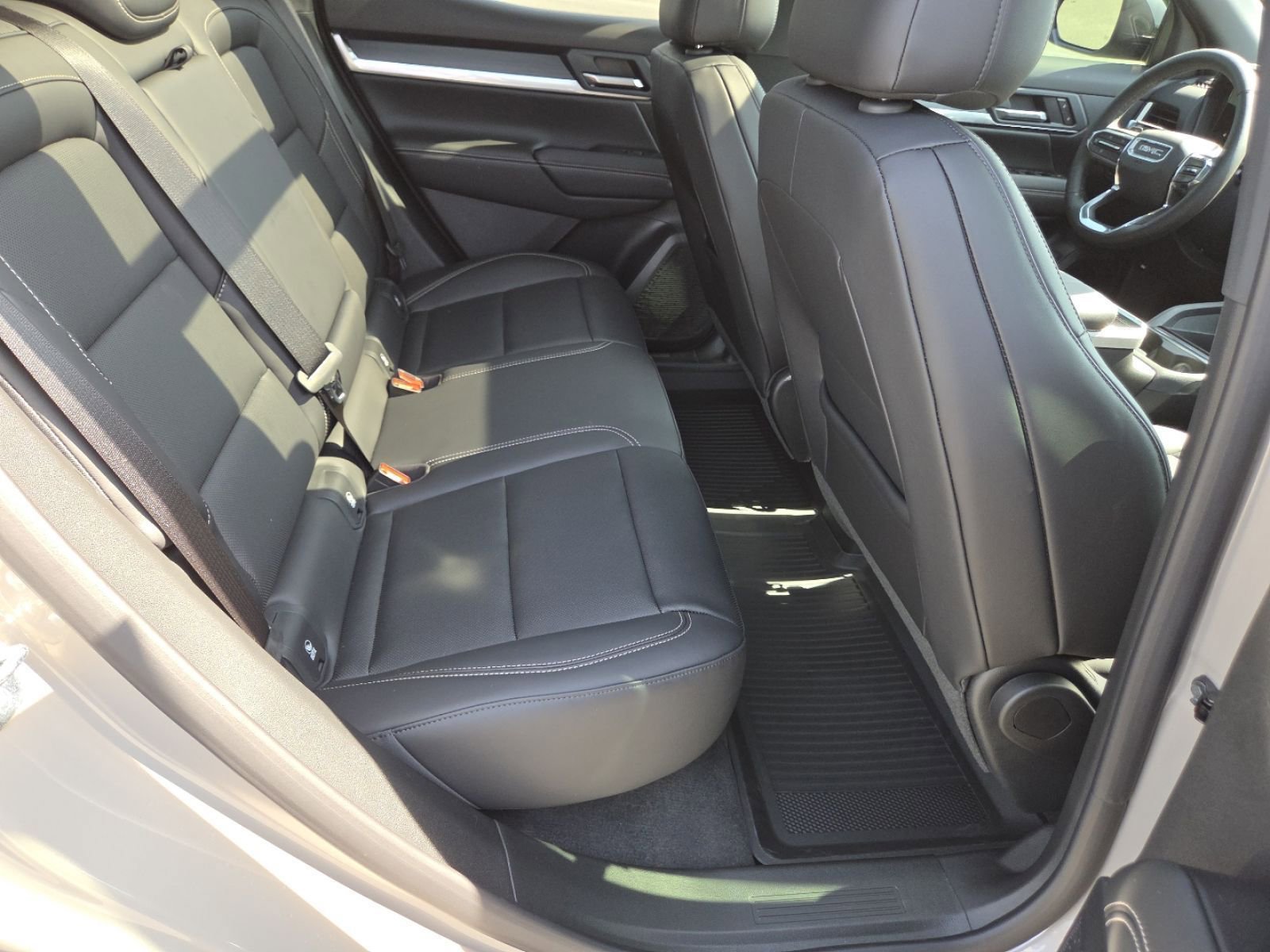 New 2026 GMC Terrain Elevation w/ Elevation Premium Package FWD image 26