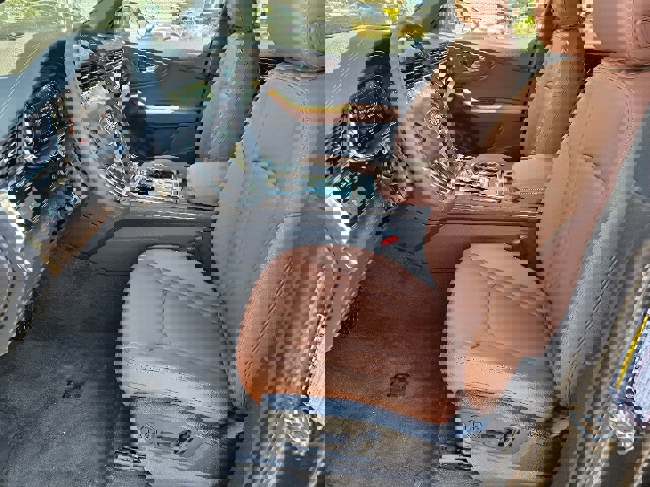 New 2025 Audi Q8 Premium image 2