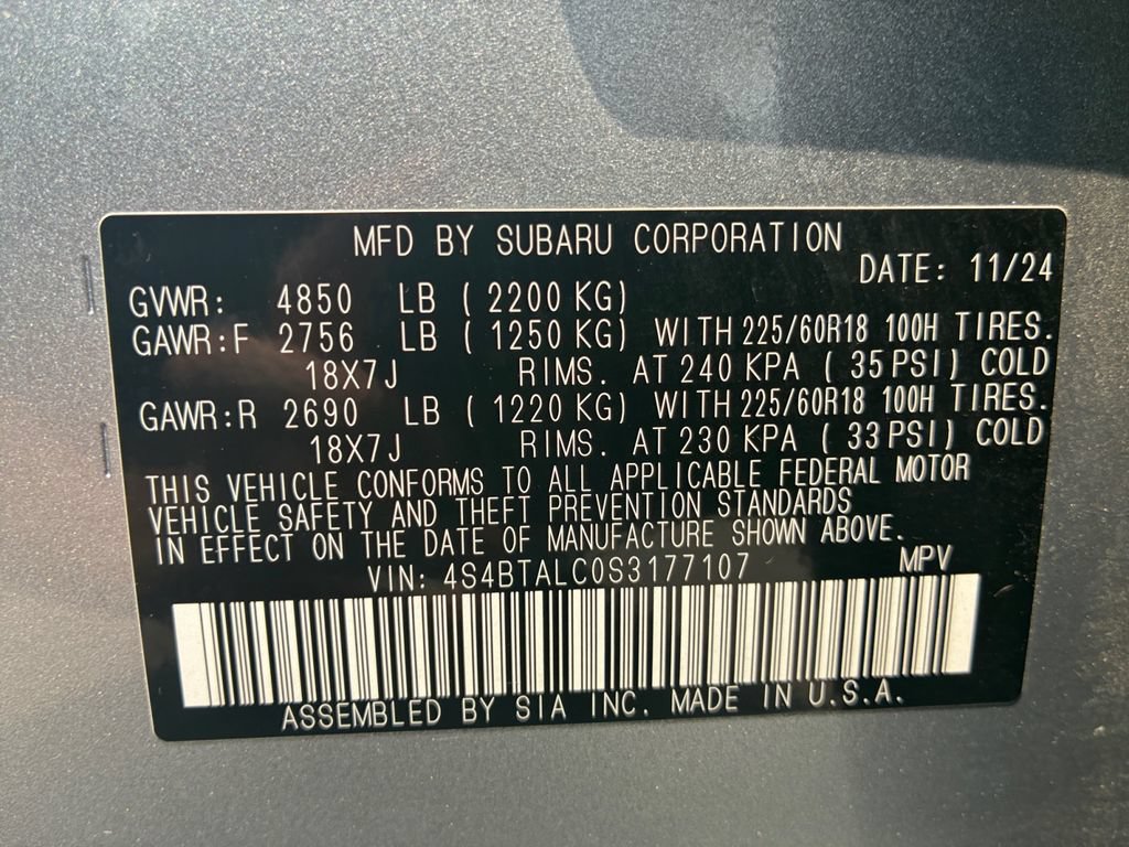 Used 2025 Subaru Outback Onyx Edition AWD/4WD image 35
