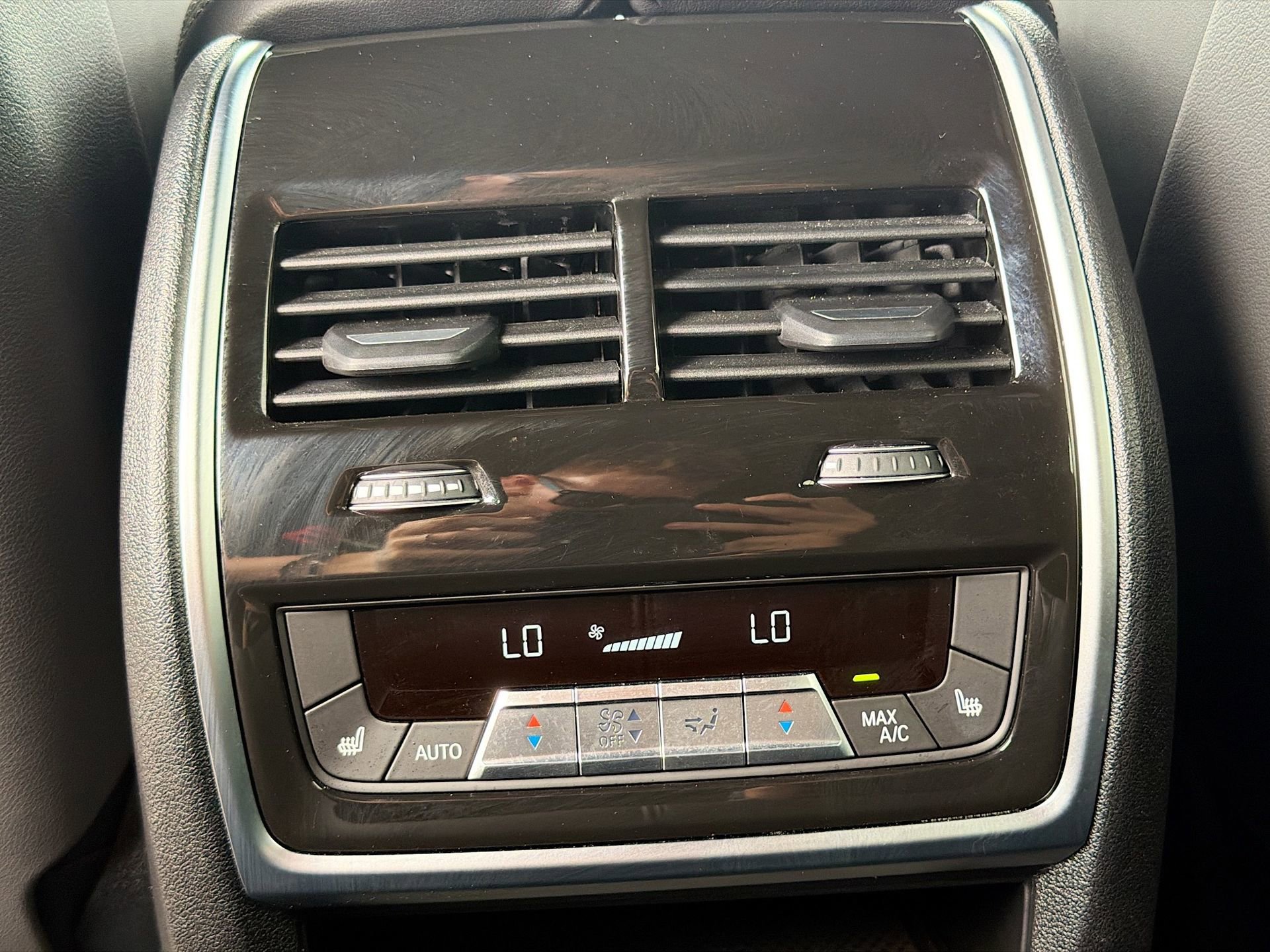 Certified 2026 BMW X5 M60i image 21