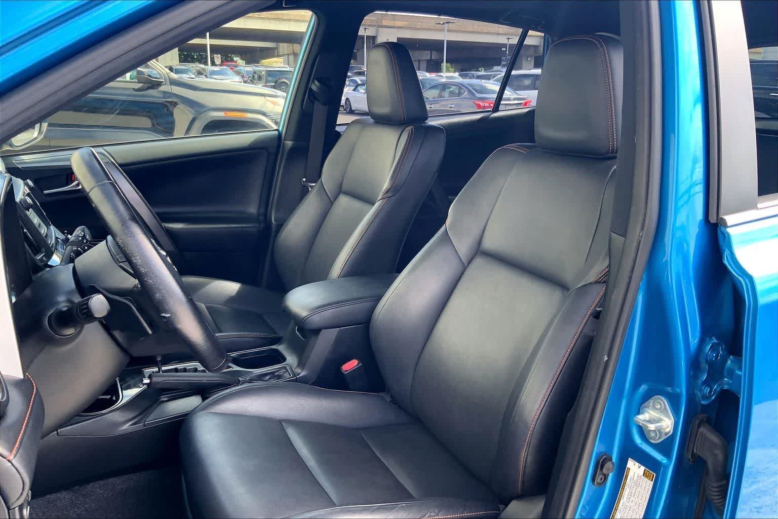 Used 2016 Toyota RAV4 SE FWD image 11