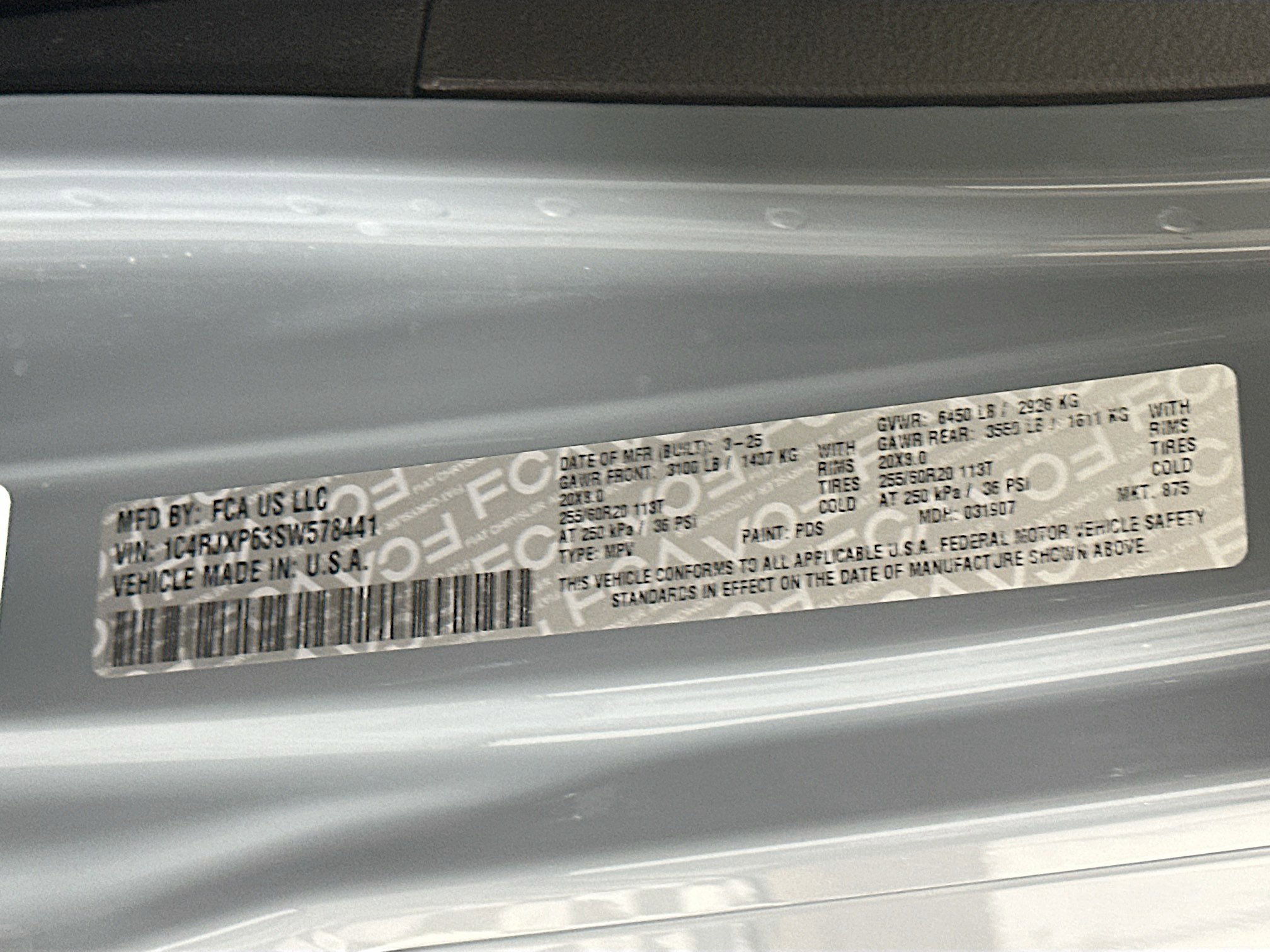 Used 2025 Jeep Wrangler Sahara image 12