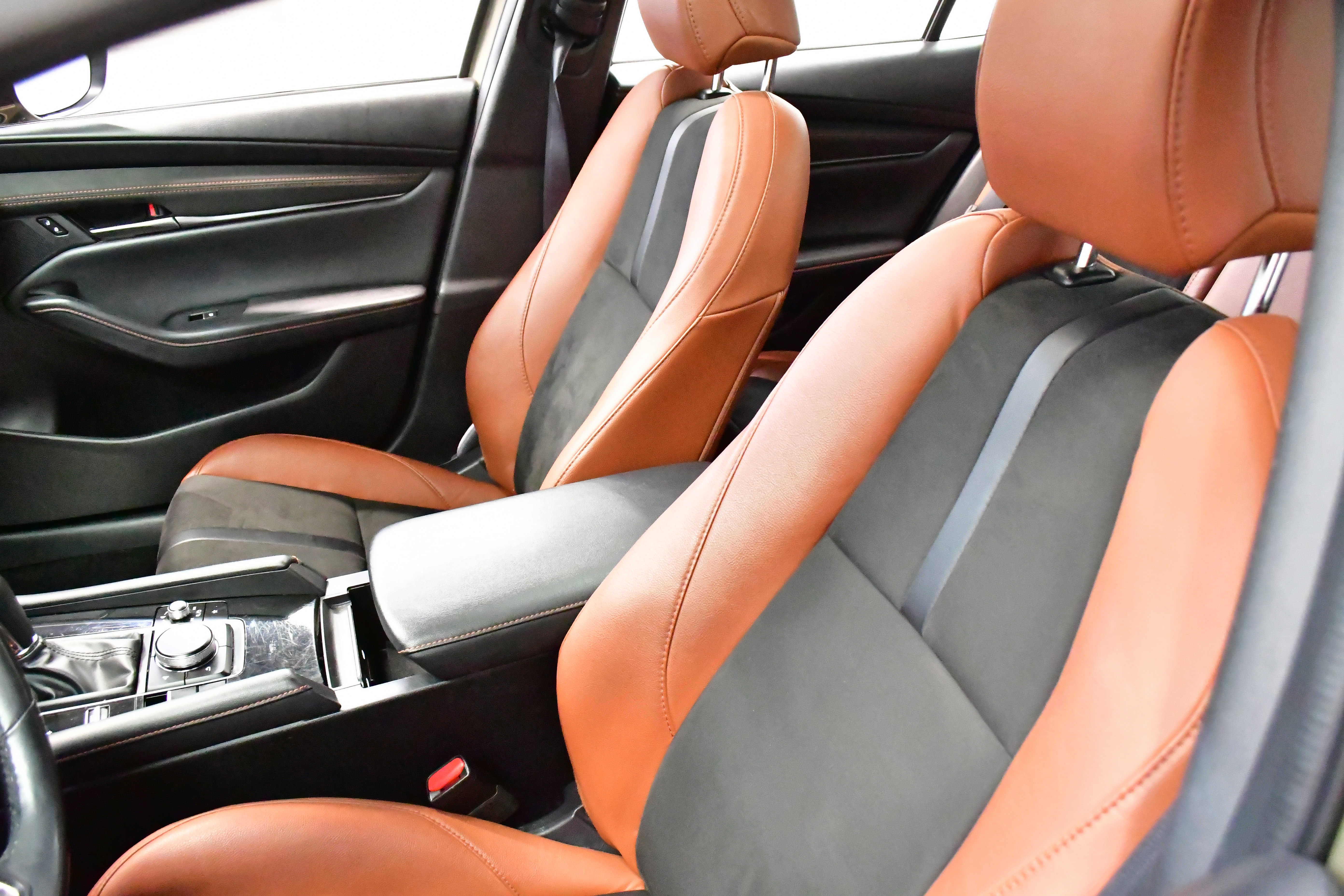 Used 2024 MAZDA MAZDA3 s image 15