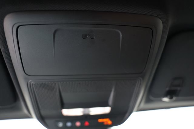 Used 2025 Chevrolet Equinox ACTIV w/ Convenience Package III image 33