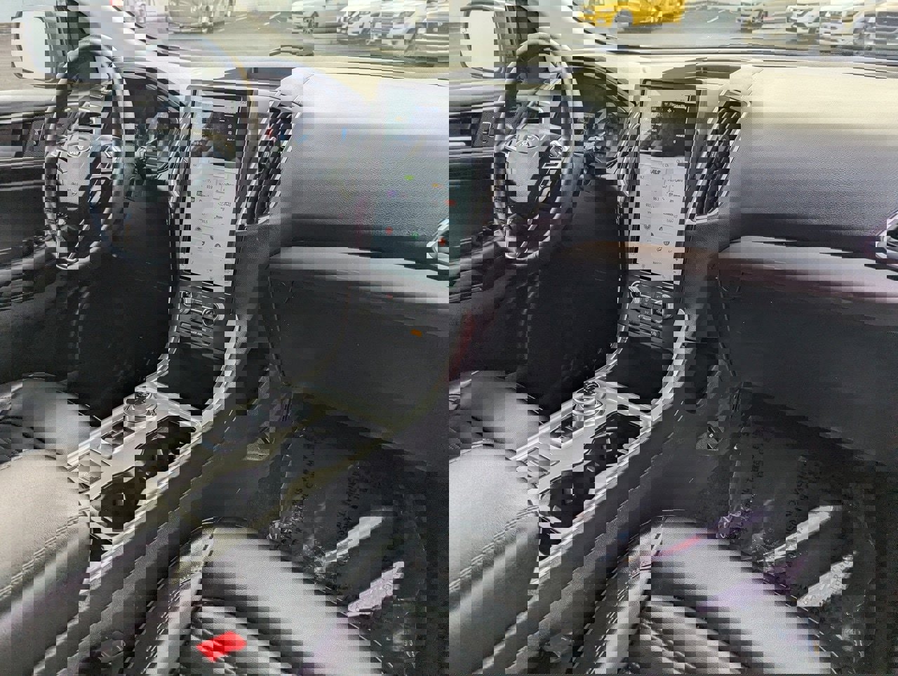 Used 2024 Ford Edge SEL image 13