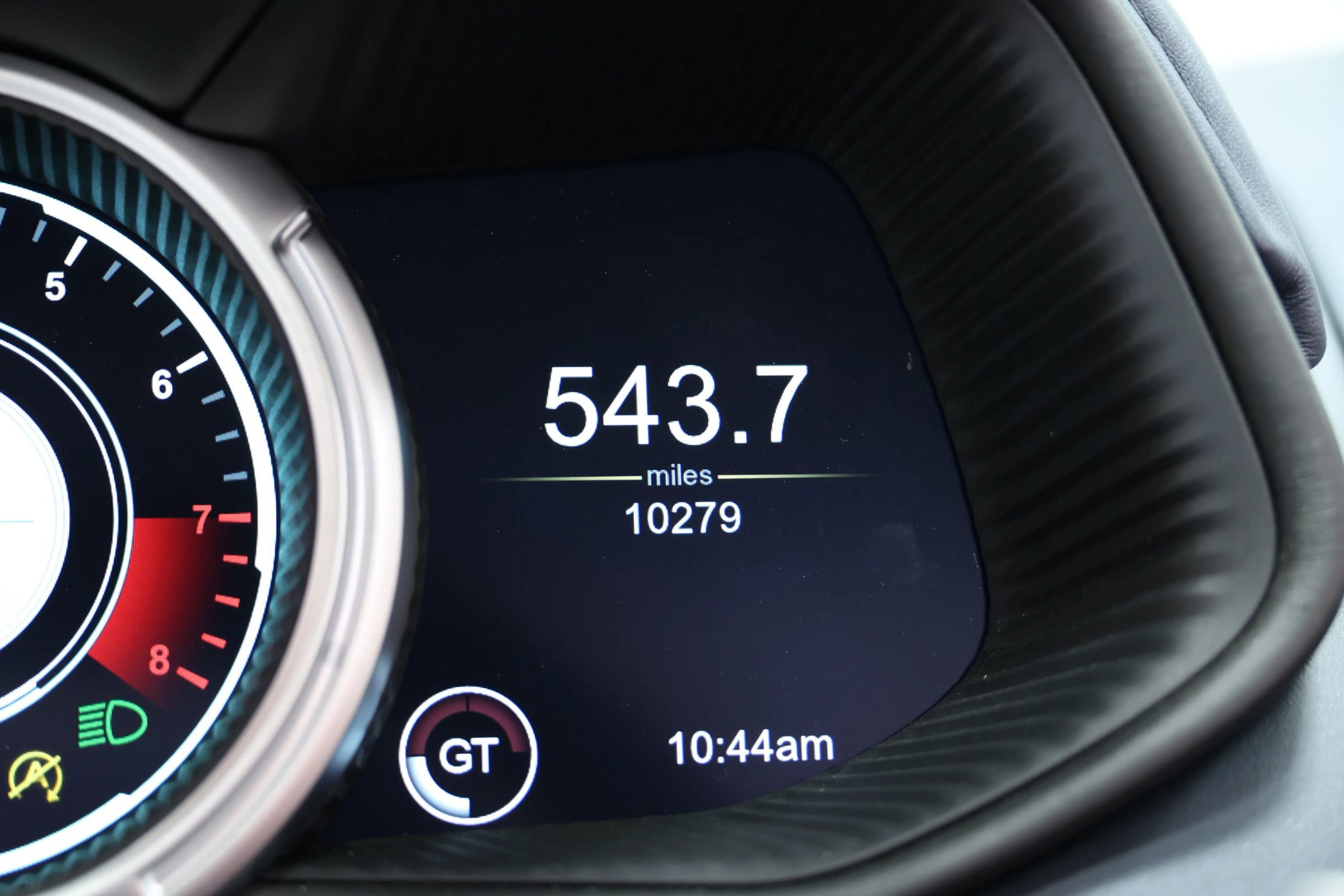 Used 2019 Aston Martin DB11 Volante RWD image 37