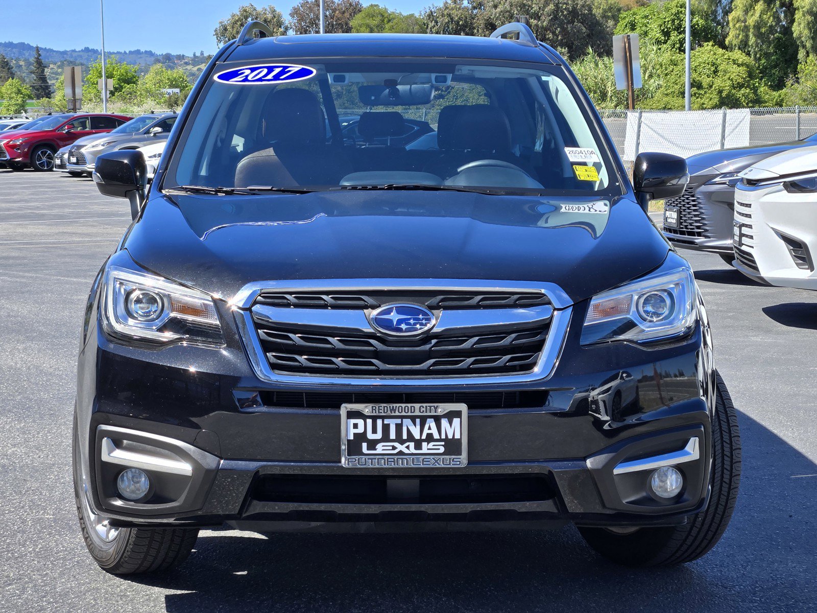Used 2017 Subaru Forester 2.5i Touring image 2