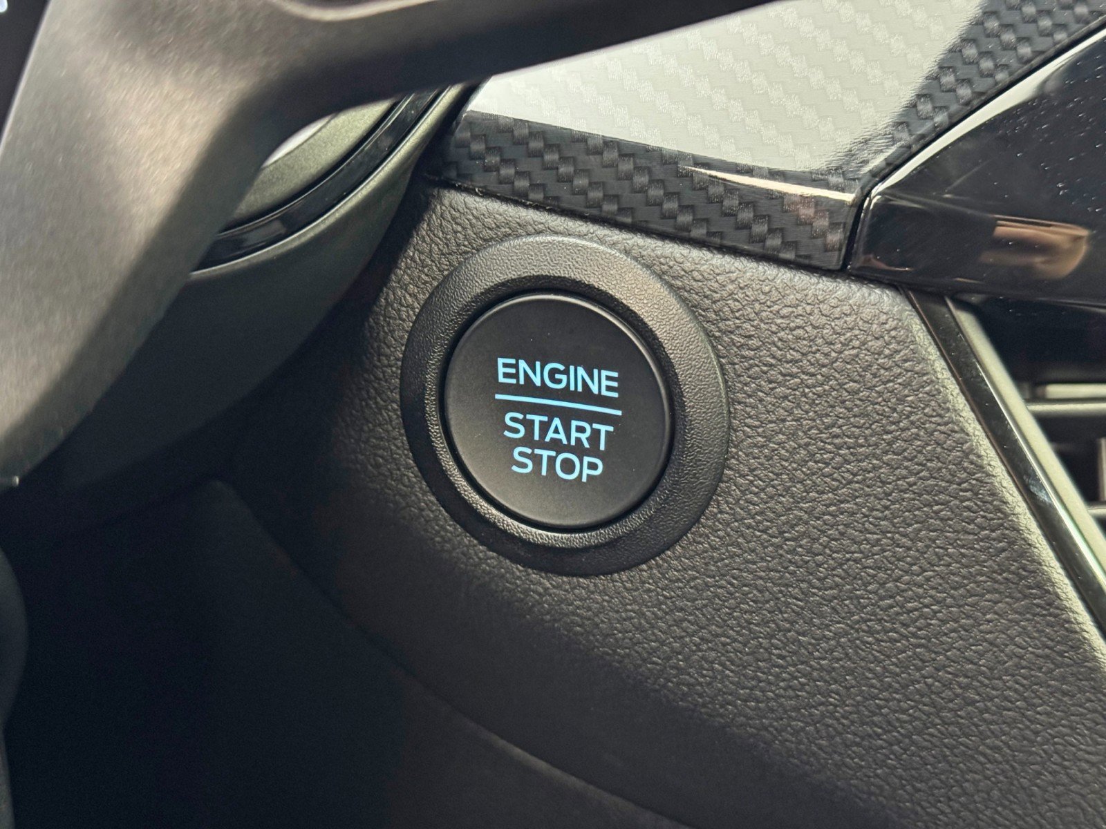 Used 2024 Ford Escape ST-Line Select image 21