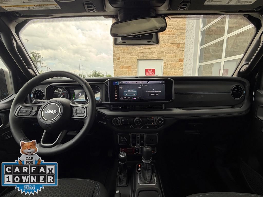 Used 2025 Jeep Wrangler Unlimited Rubicon 4xe w/ Convenience Group AWD/4WD image 28