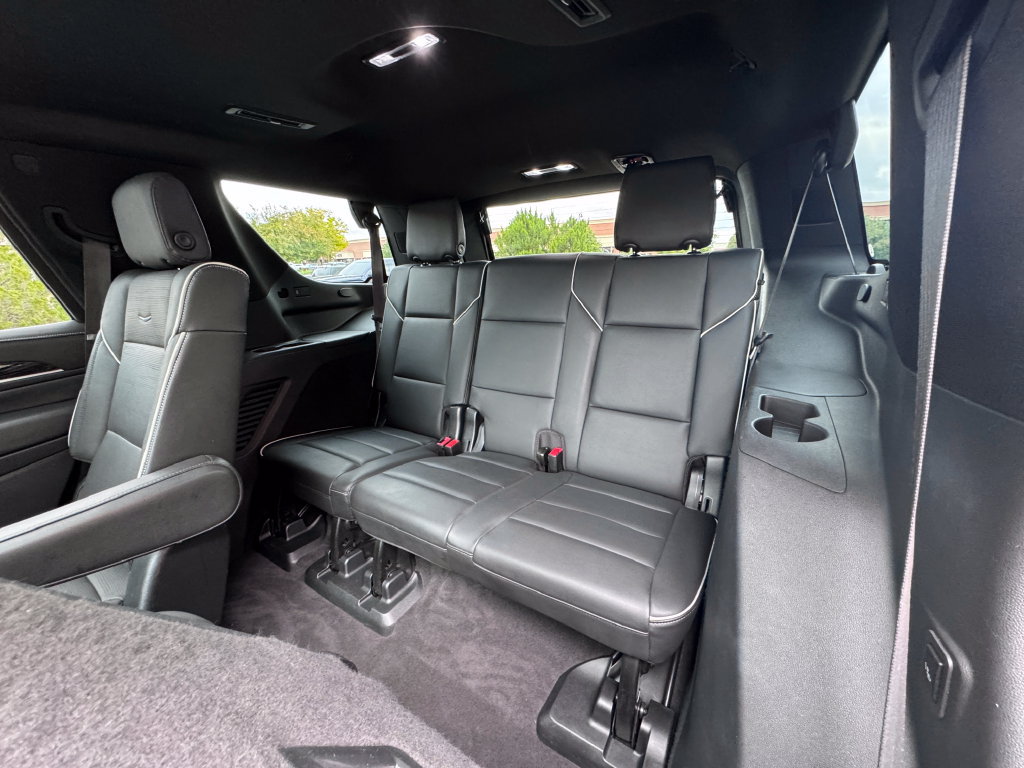 Used 2023 Cadillac Escalade Sport AWD/4WD image 35