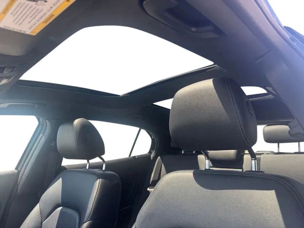 Used 2018 Mercedes-Benz GLA 250 4MATIC image 7