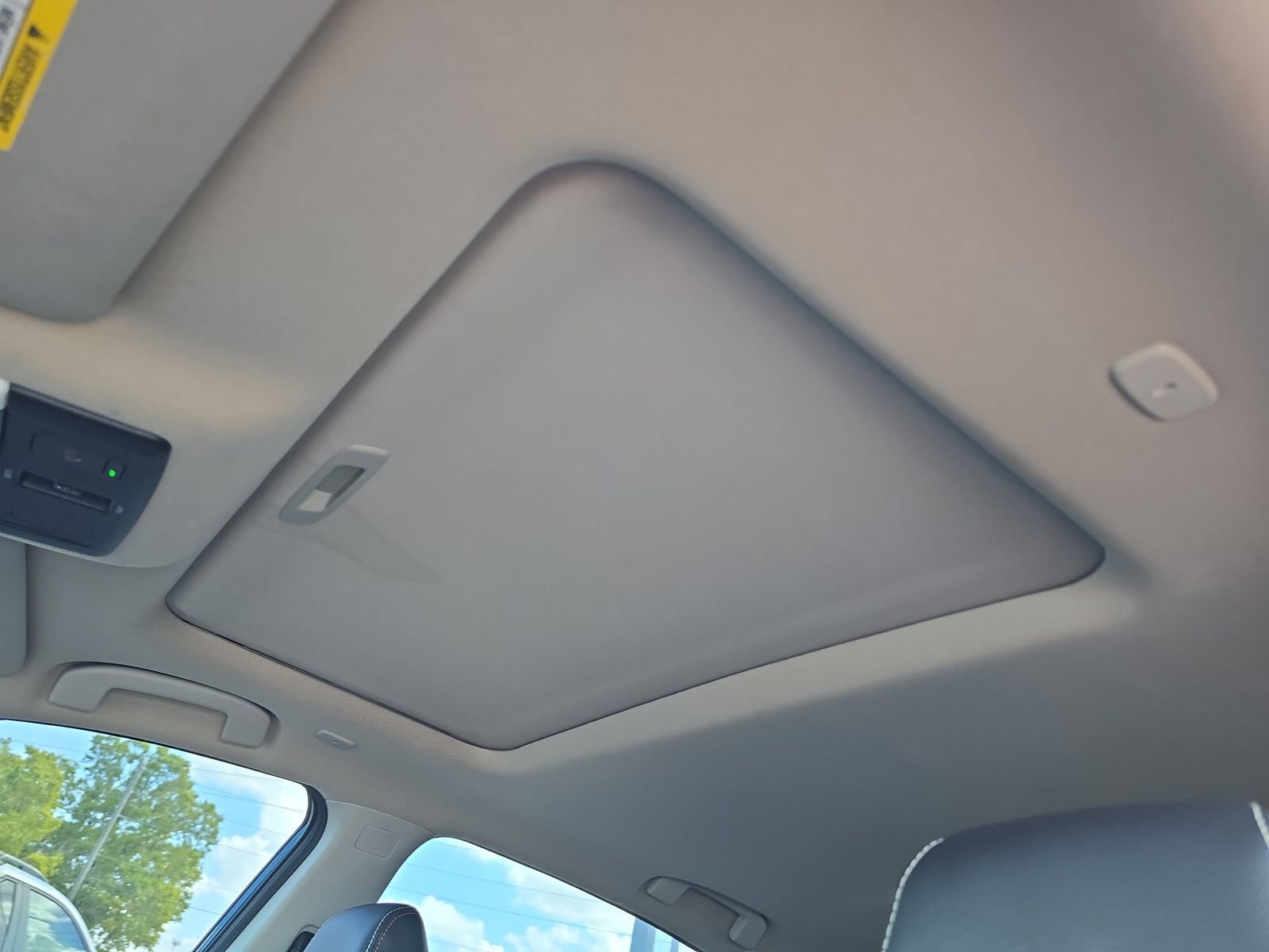 Used 2023 Nissan Altima 2.0 SR FWD image 17