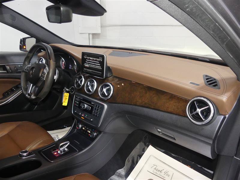 Used 2015 Mercedes-Benz GLA 45 AMG 4MATIC image 24