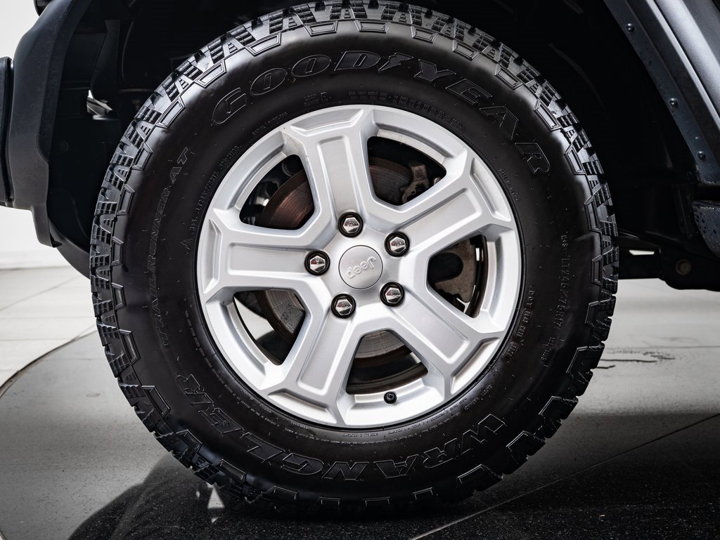 Used 2021 Jeep Wrangler Unlimited Sport image 13