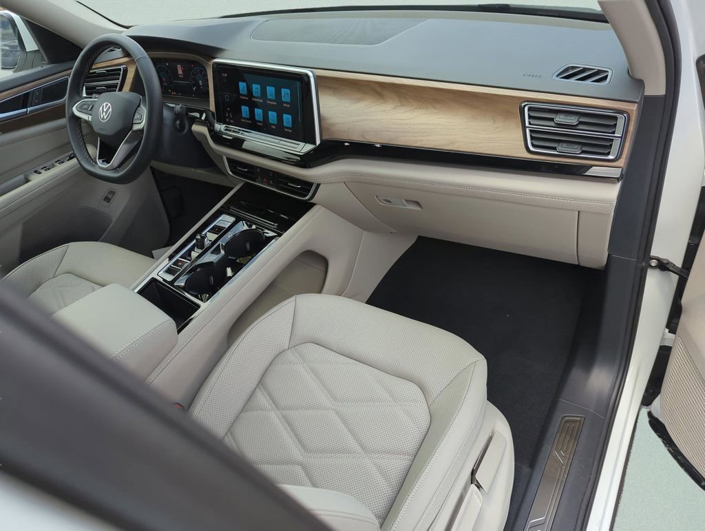 New 2026 Volkswagen Atlas SE FWD image 19