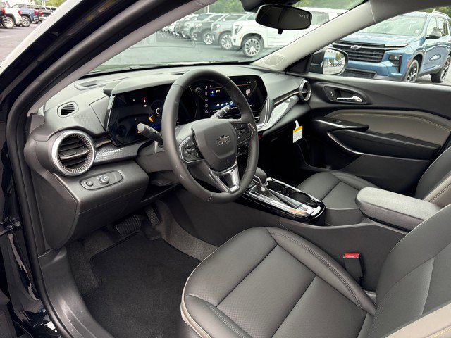 New 2026 Chevrolet Trax ACTIV FWD image 18