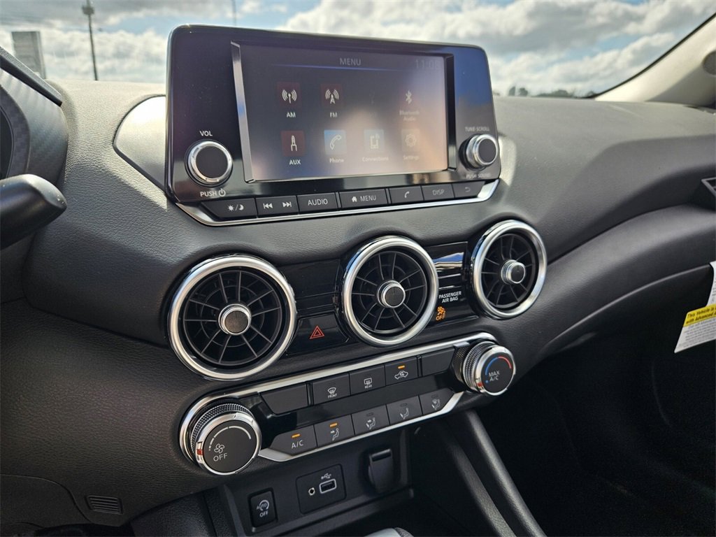 New 2025 Nissan Sentra S image 9