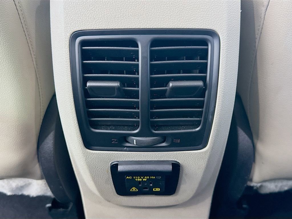 Used 2017 Ford Escape Titanium image 26