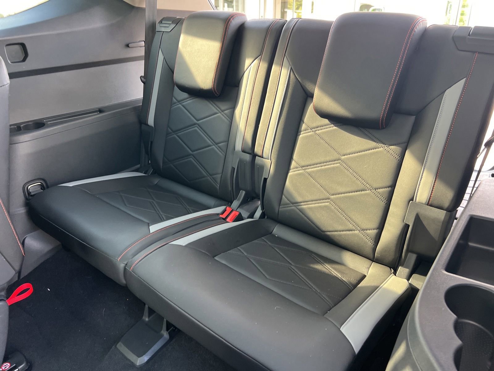 Certified 2026 Volkswagen Atlas Peak Edition AWD/4WD image 26