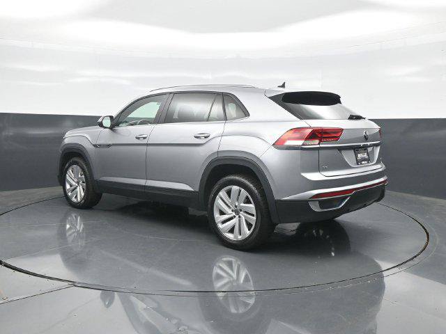 Used 2020 Volkswagen Atlas Cross Sport SE AWD/4WD image 5