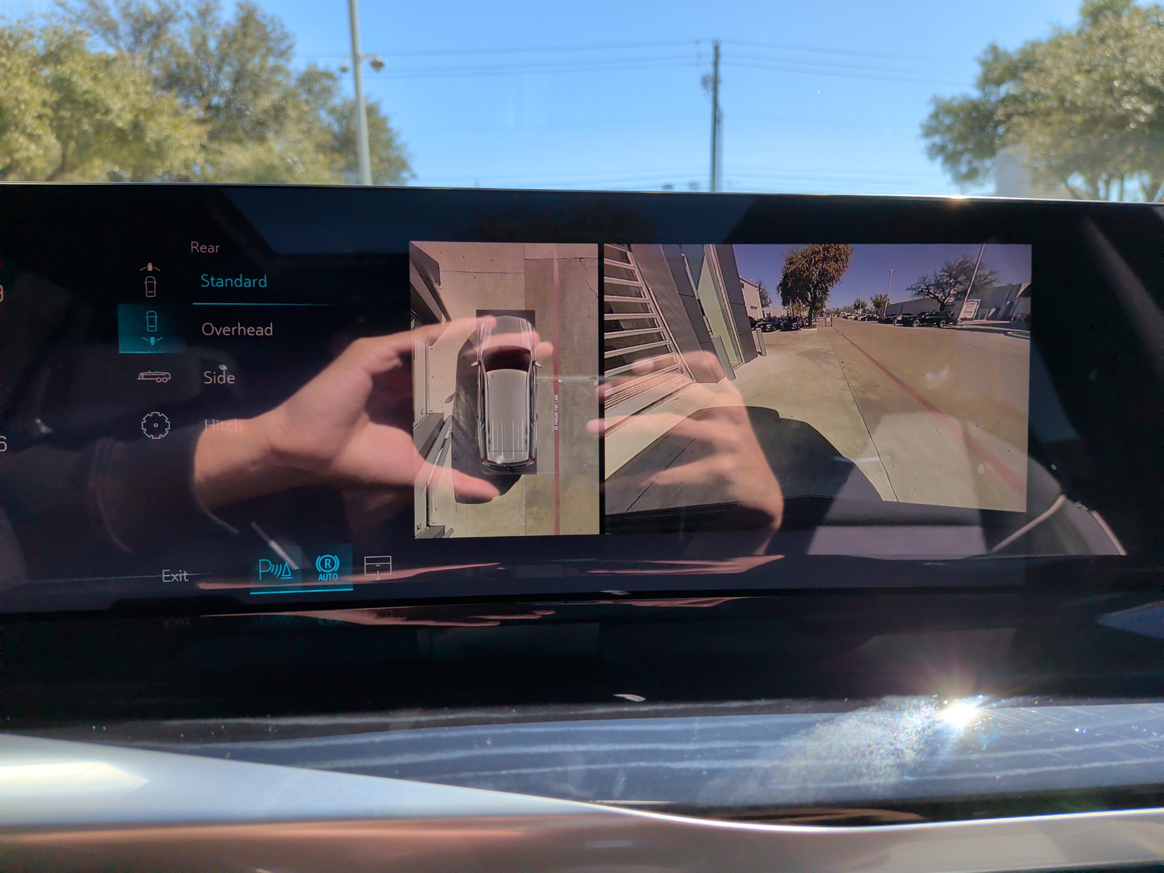 Used 2026 Cadillac Escalade Sport w/ Touring Package image 23