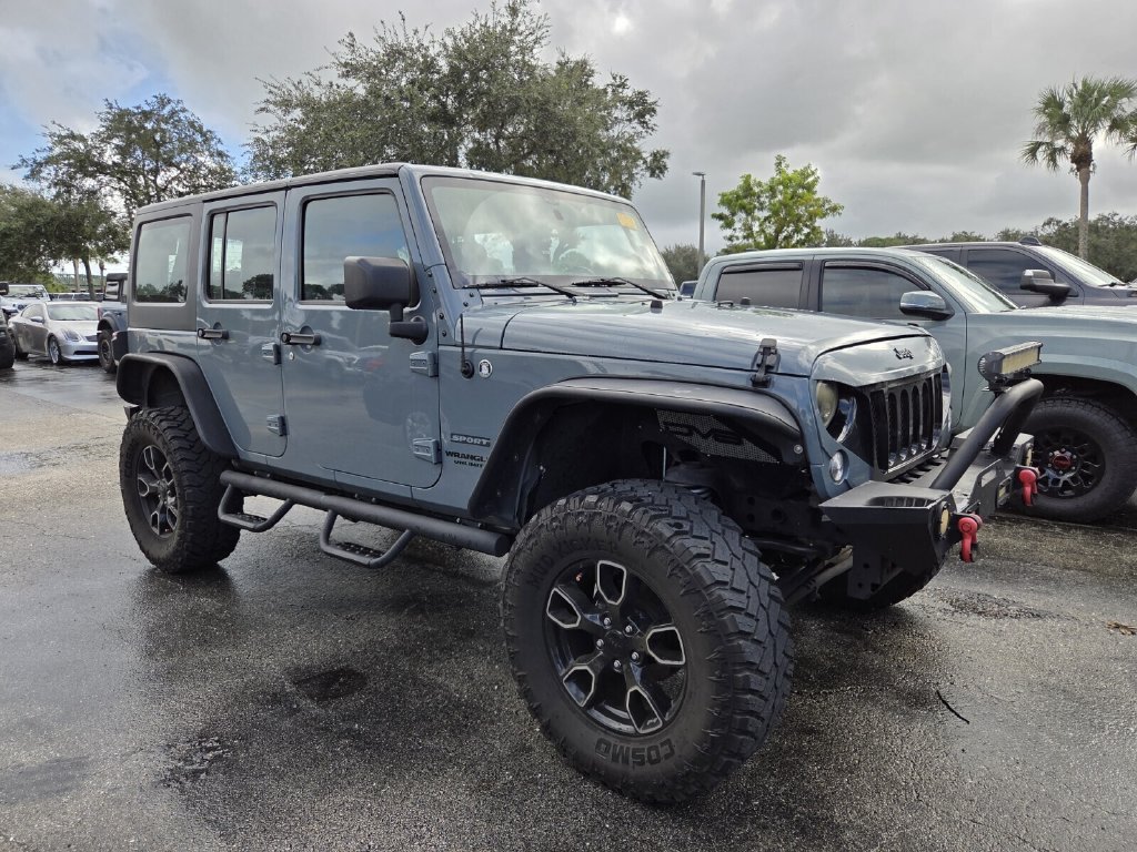 Used 2015 Jeep Wrangler Unlimited Sport AWD/4WD image 2