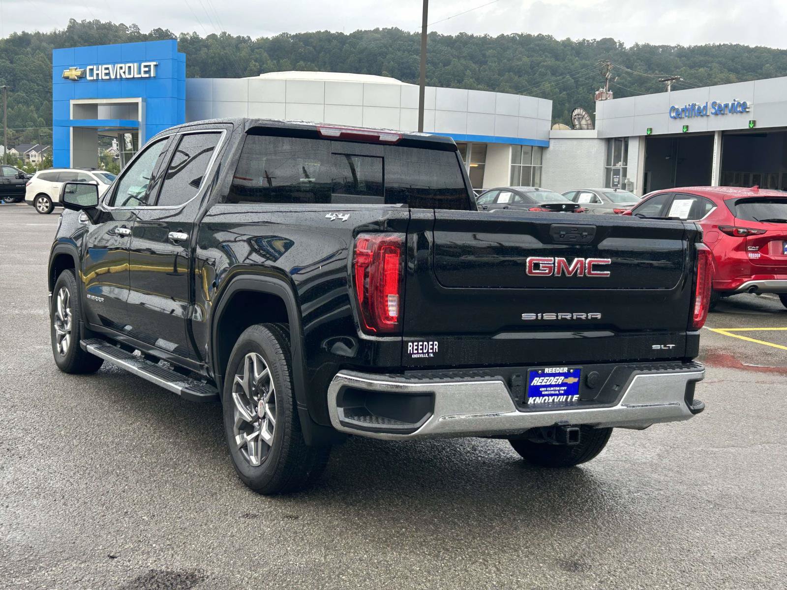 Used 2026 GMC Sierra 1500 SLT w/ SLT Premium Package AWD/4WD image 5
